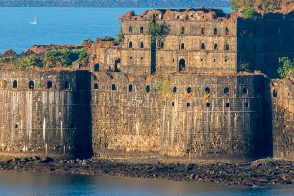 Janjira Fort PrichaX.com